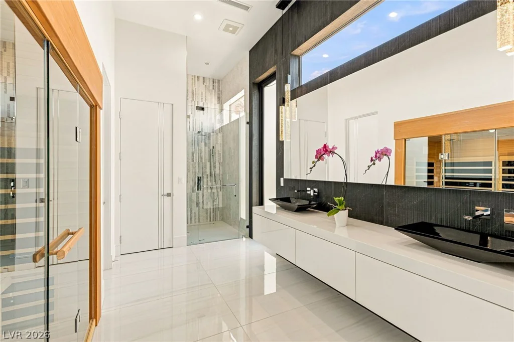 4 Chisel Crest, Henderson, NV 89012