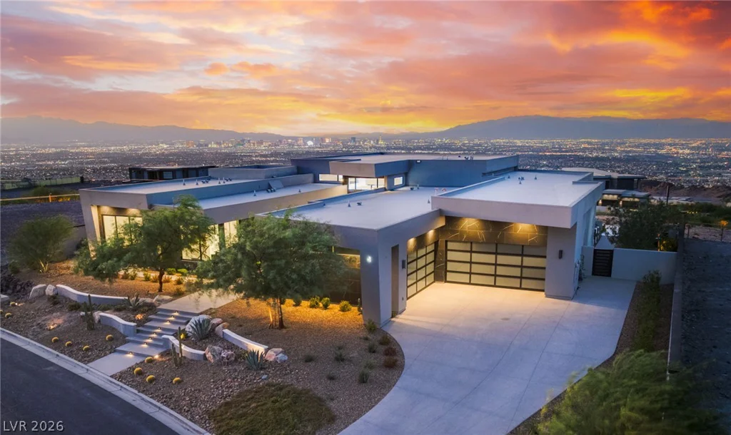 4 Chisel Crest, Henderson, NV 89012