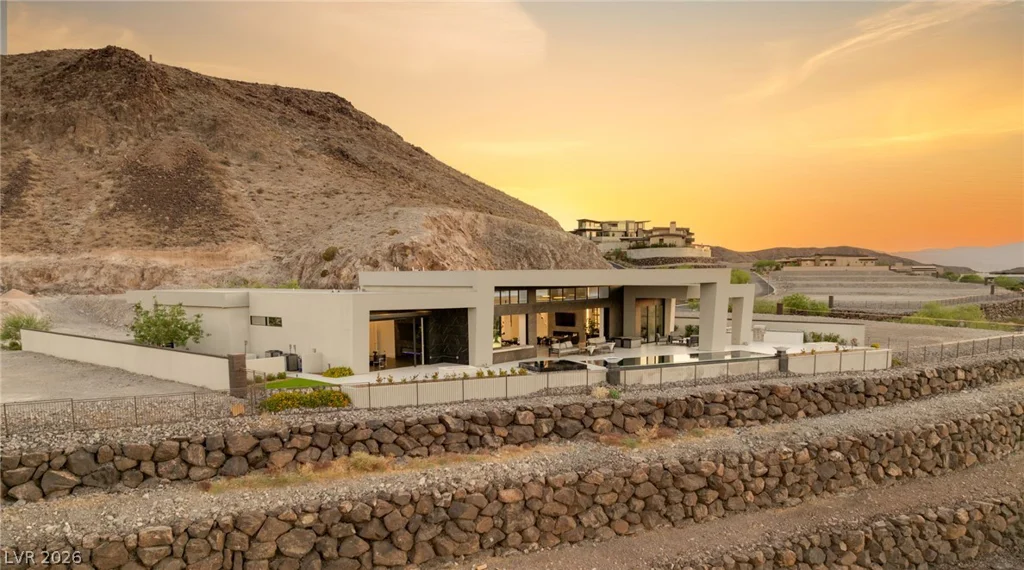 4 Chisel Crest, Henderson, NV 89012