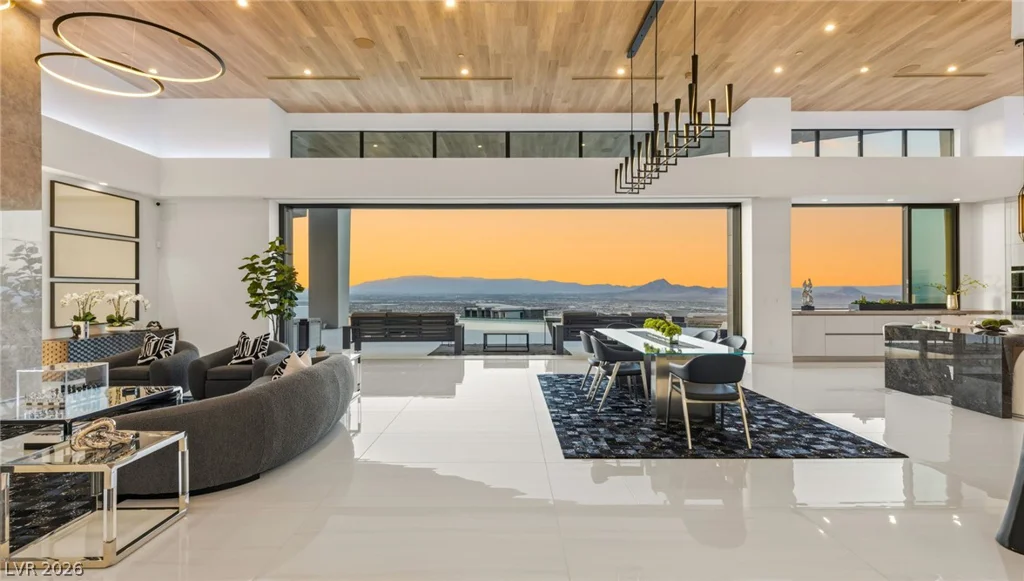 4 Chisel Crest, Henderson, NV 89012