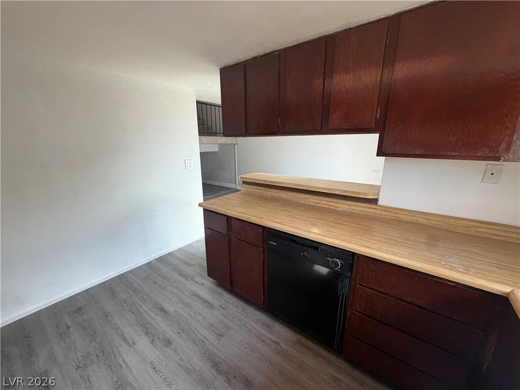 110 Bel Port, Las Vegas, NV 89110