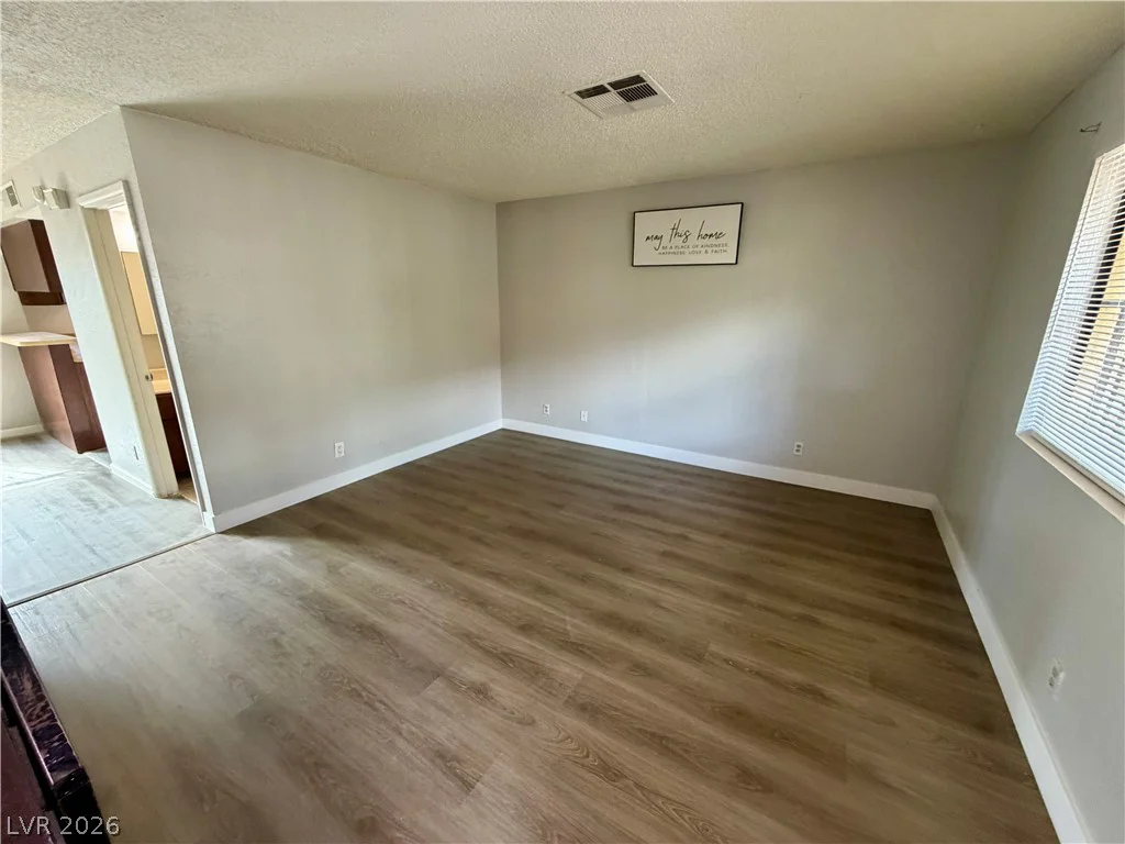110 Bel Port, Las Vegas, NV 89110