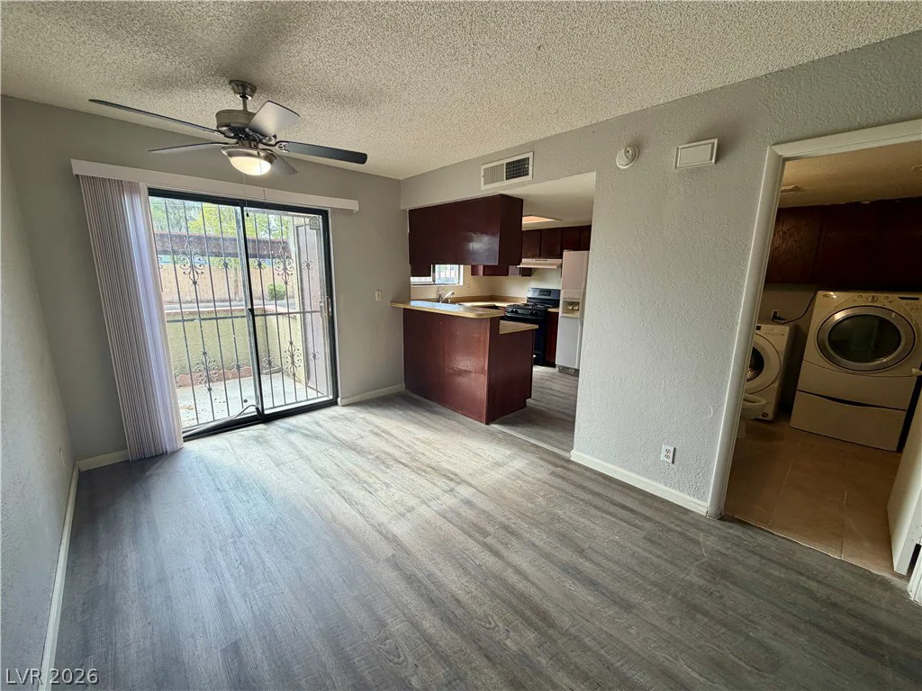110 Bel Port, Las Vegas, NV 89110