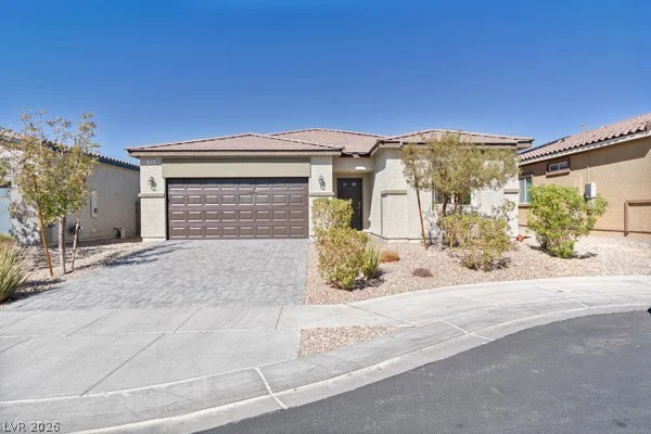 7915 Pearly, North Las Vegas, NV 89084