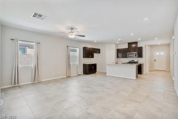 7915 Pearly, North Las Vegas, NV 89084
