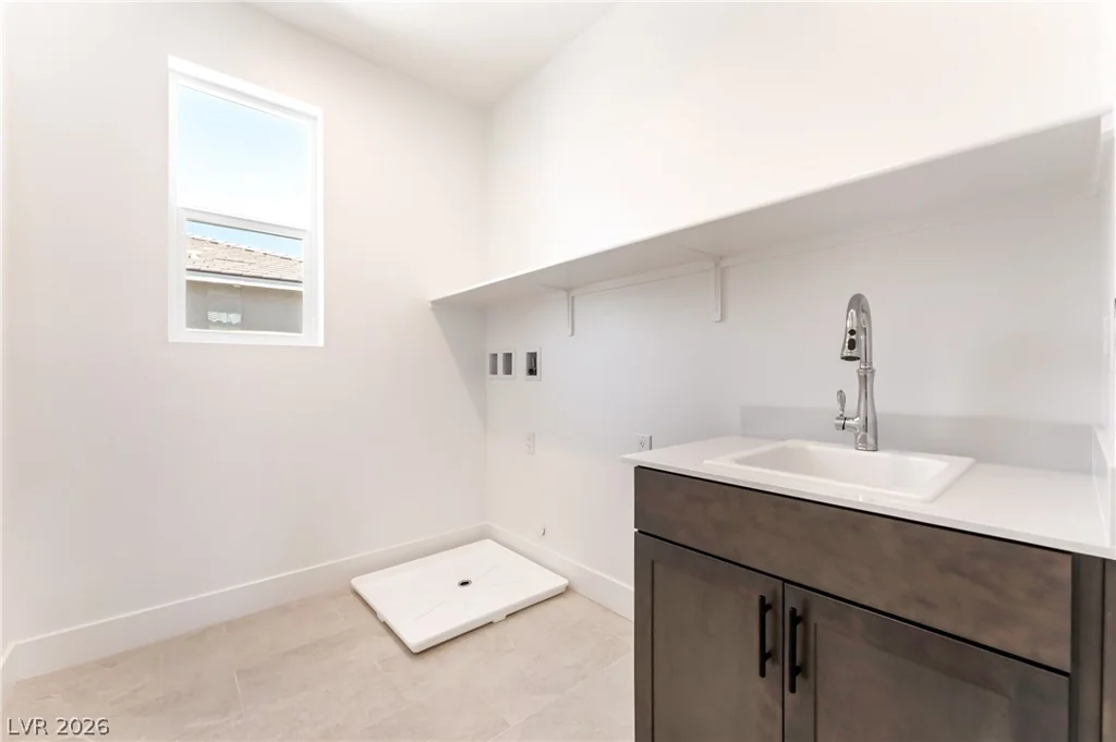 5917 Kings Bluff, Las Vegas, NV 89131
