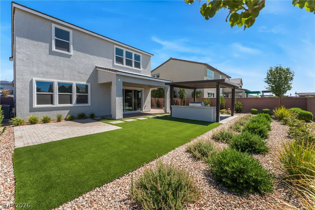 5917 Kings Bluff, Las Vegas, NV 89131