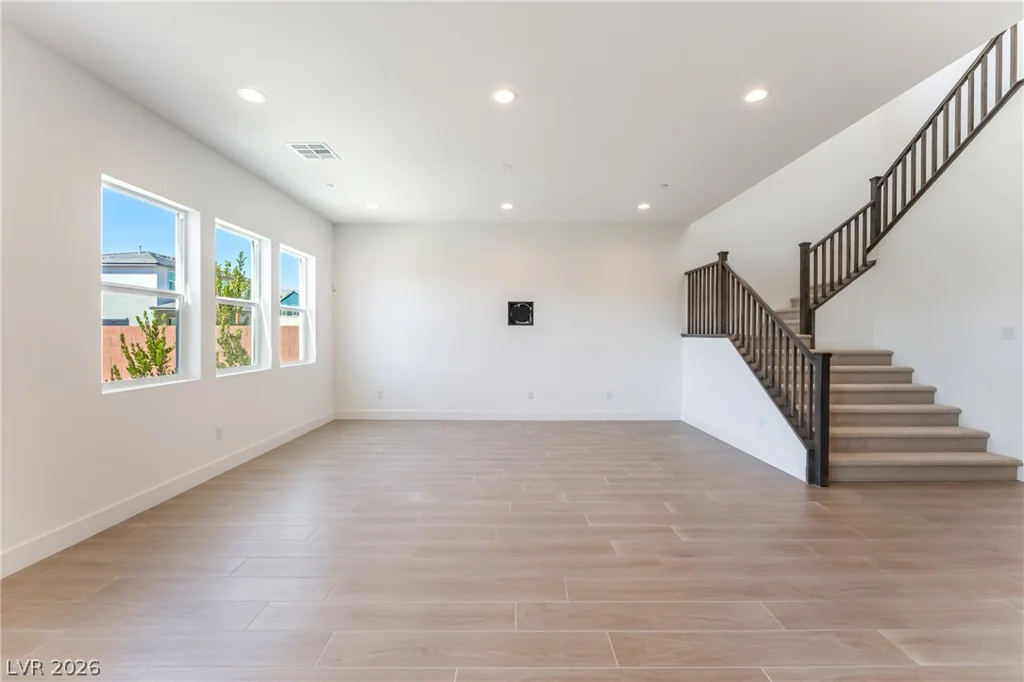 5917 Kings Bluff, Las Vegas, NV 89131