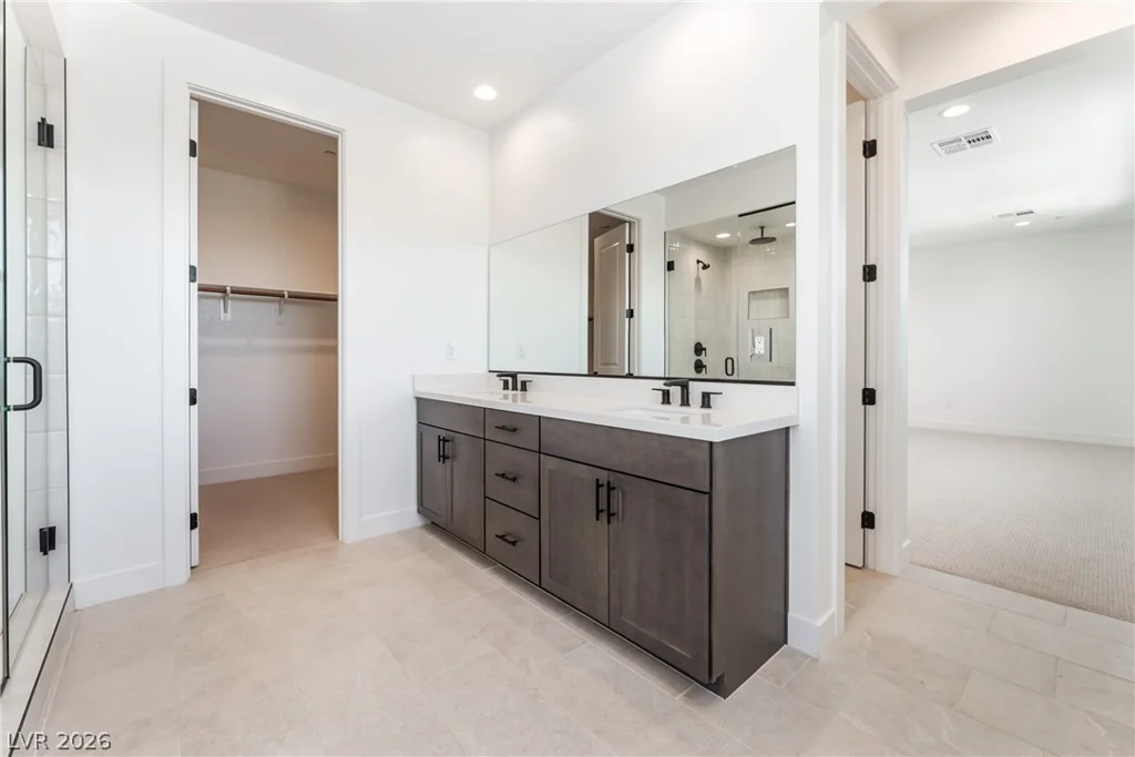 5917 Kings Bluff, Las Vegas, NV 89131