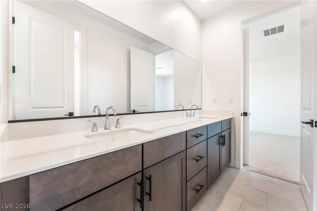 5917 Kings Bluff, Las Vegas, NV 89131
