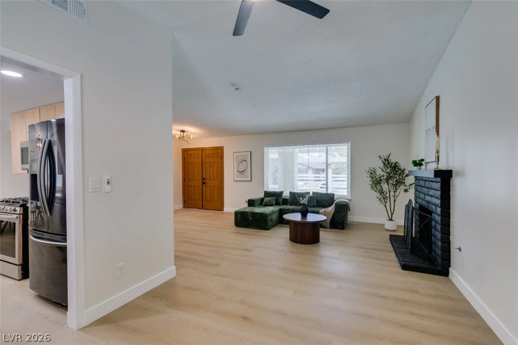 1816 Longmeadow, Henderson, NV 89002