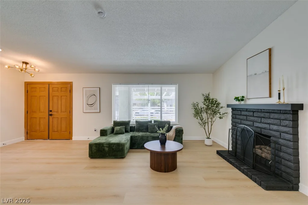 1816 Longmeadow, Henderson, NV 89002