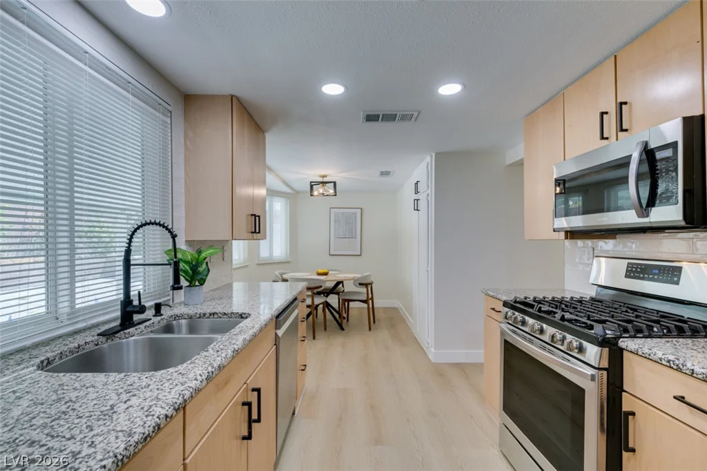 1816 Longmeadow, Henderson, NV 89002