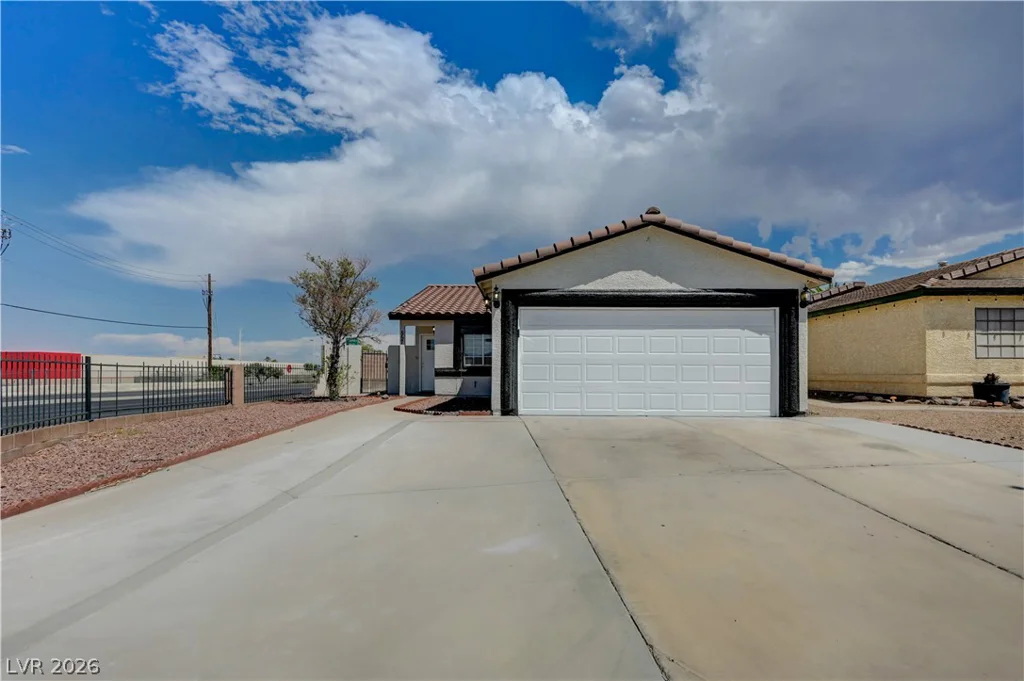 557 Chandler, Henderson, NV 89014