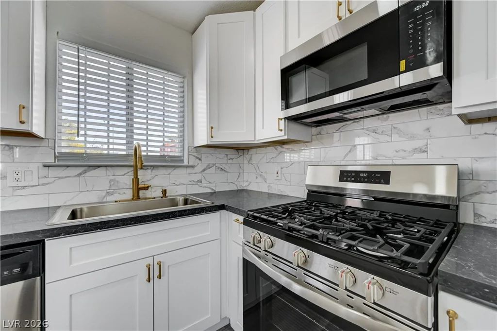 557 Chandler, Henderson, NV 89014