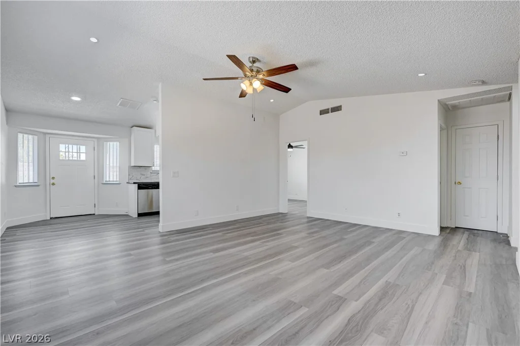 557 Chandler, Henderson, NV 89014