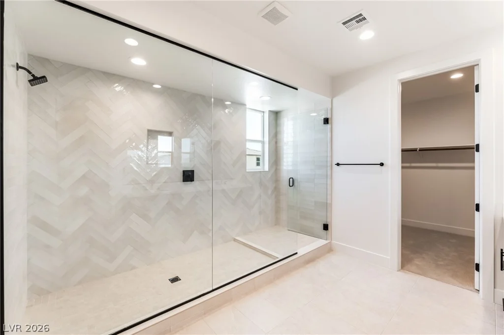 5923 Kings Bluff, Las Vegas, NV 89131