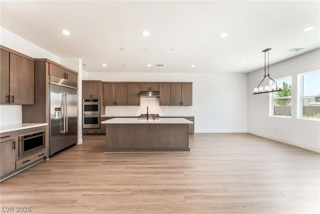 5923 Kings Bluff, Las Vegas, NV 89131
