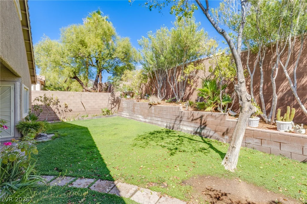 11540 Cannon Falls, Las Vegas, NV 89138
