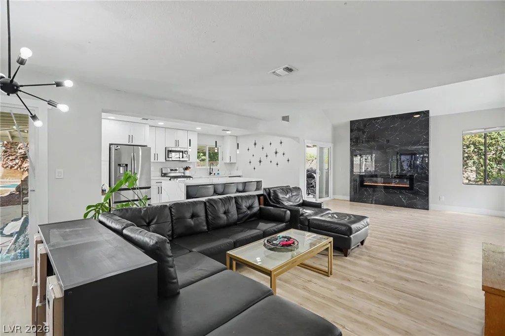 137 Coventry, Henderson, NV 89074