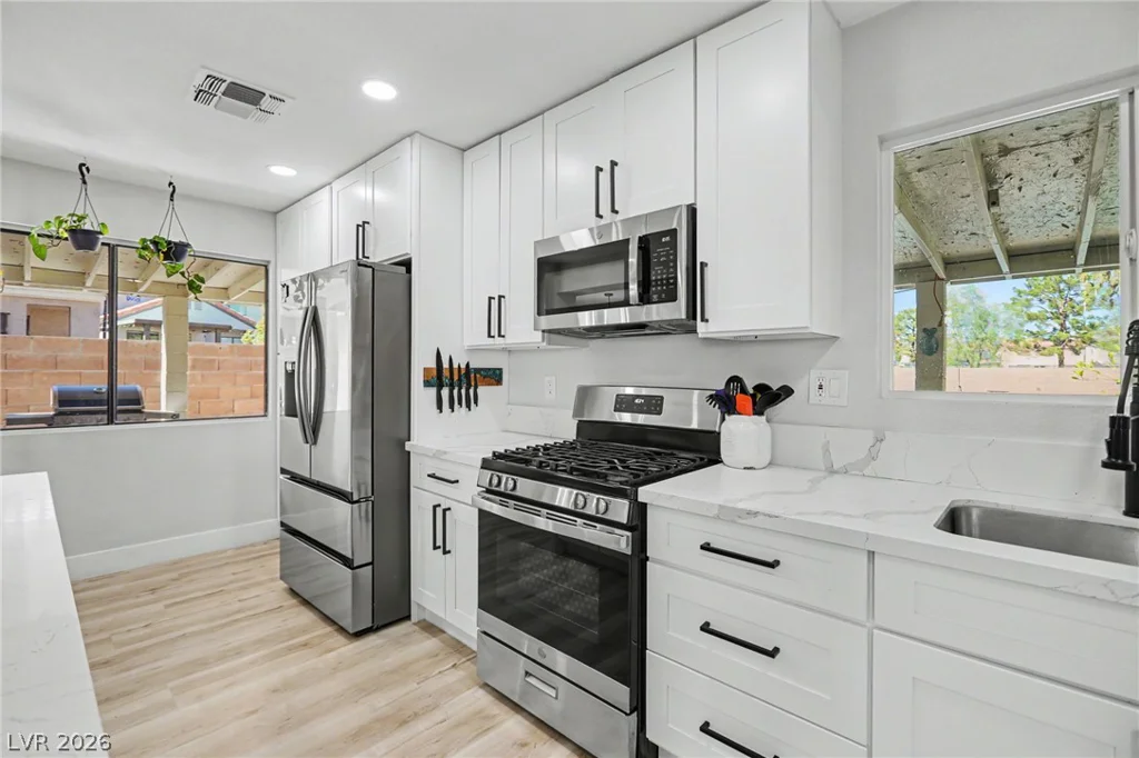 137 Coventry, Henderson, NV 89074