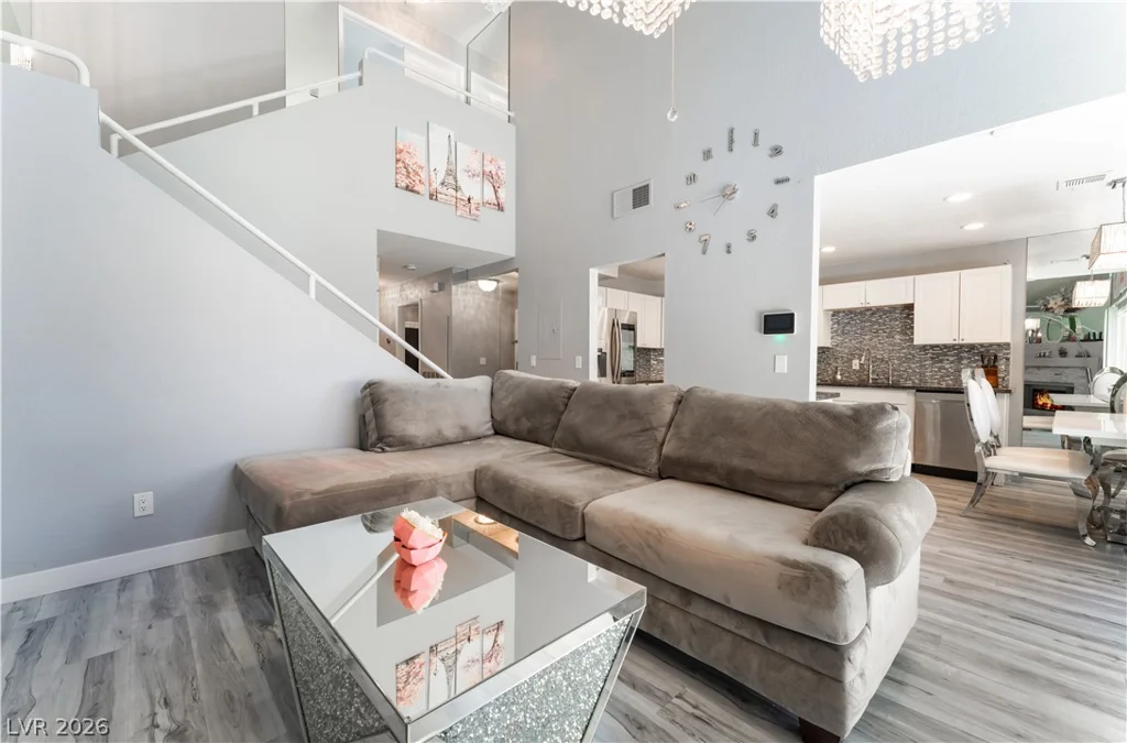 6250 Flamingo, Las Vegas, NV 89103