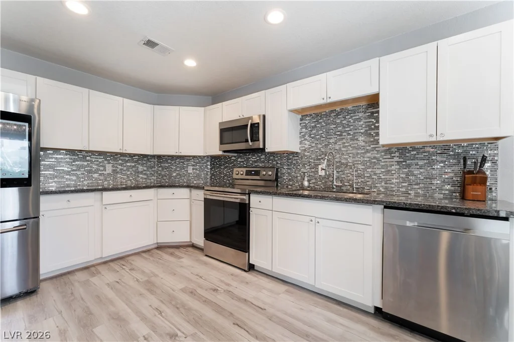 6250 Flamingo, Las Vegas, NV 89103