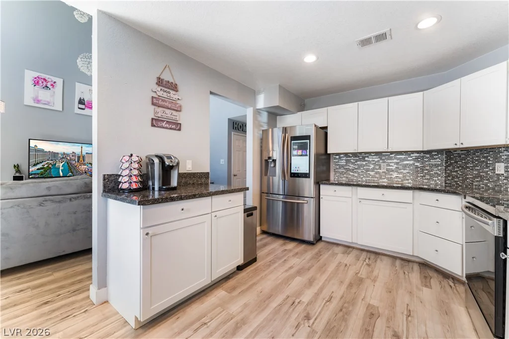 6250 Flamingo, Las Vegas, NV 89103