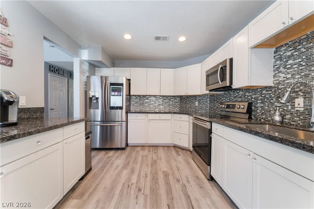 6250 Flamingo, Las Vegas, NV 89103