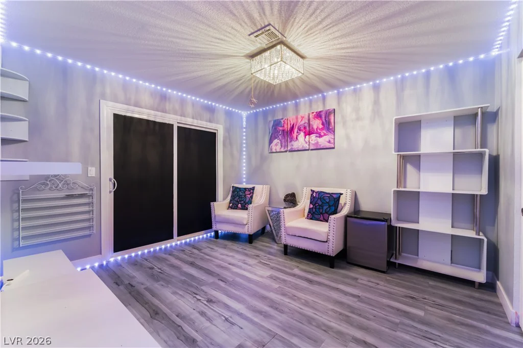 6250 Flamingo, Las Vegas, NV 89103
