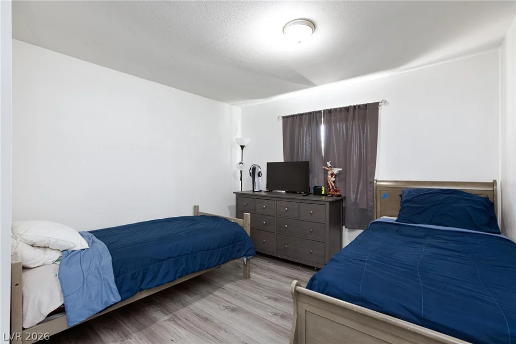 3640 Walnut, Las Vegas, NV 89115