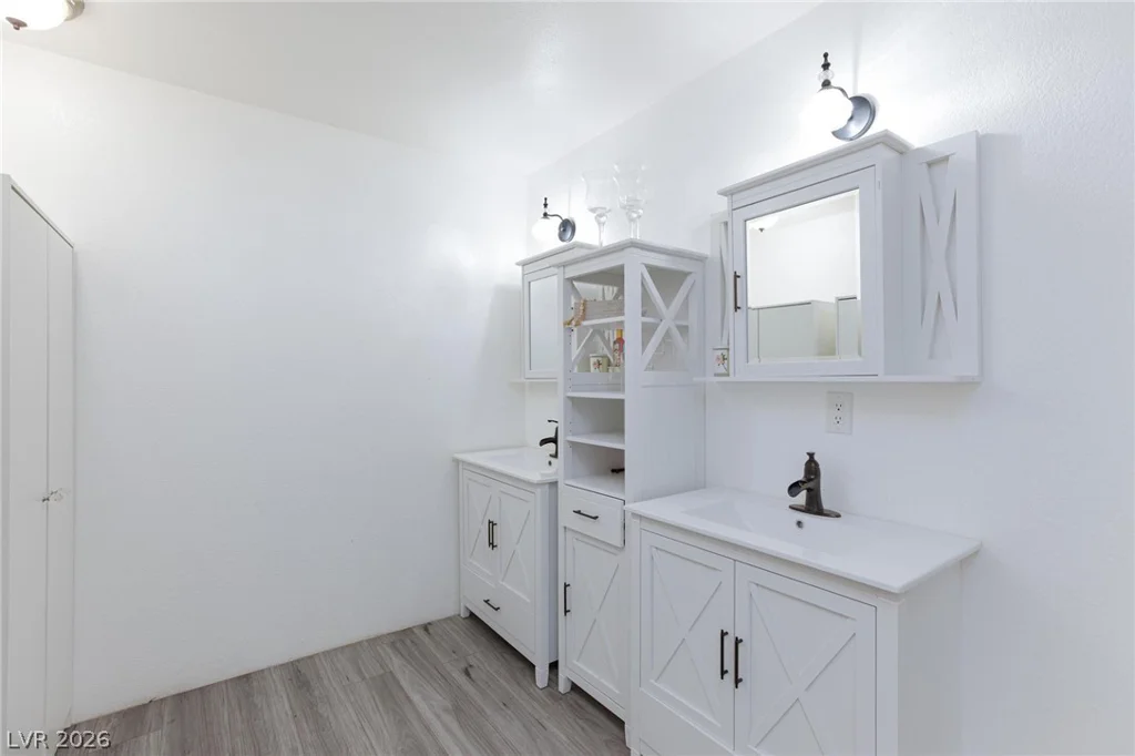 3640 Walnut, Las Vegas, NV 89115
