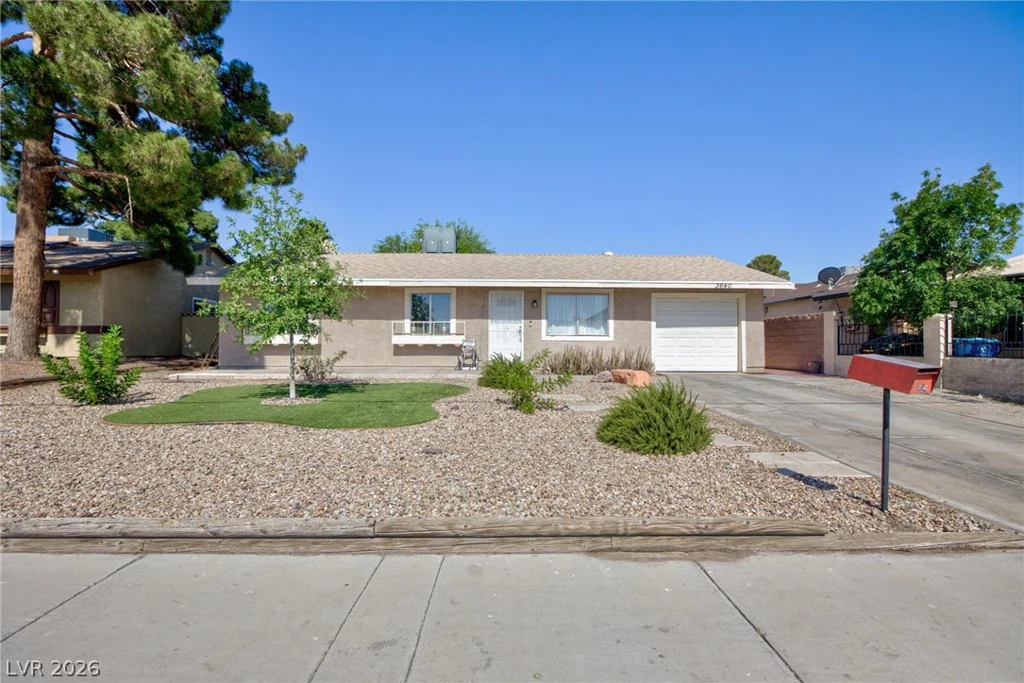 3640 Walnut, Las Vegas, NV 89115
