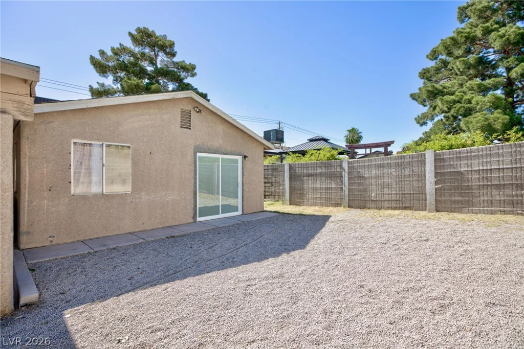 3640 Walnut, Las Vegas, NV 89115