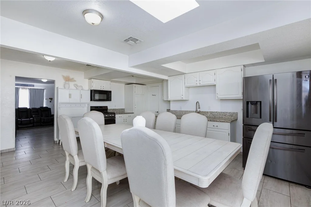 3640 Walnut, Las Vegas, NV 89115