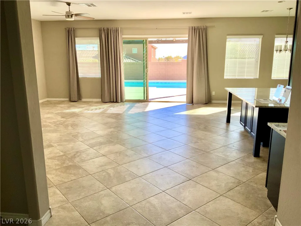 9767 Mosaic Canyon, Las Vegas, NV 89149