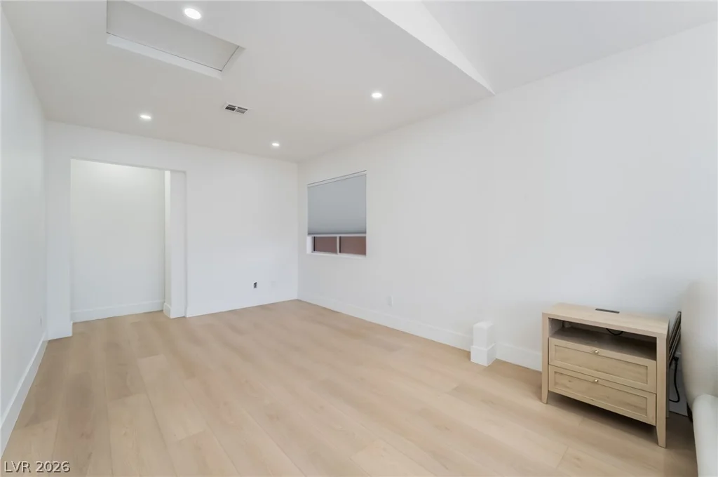 8253 Ruby Mountain, Las Vegas, NV 89128