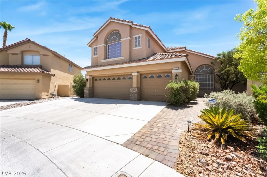 8253 Ruby Mountain, Las Vegas, NV 89128