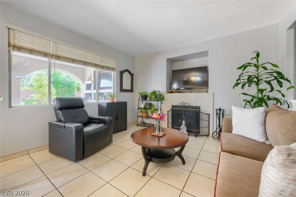 5524 Merriweather, Las Vegas, NV 89113
