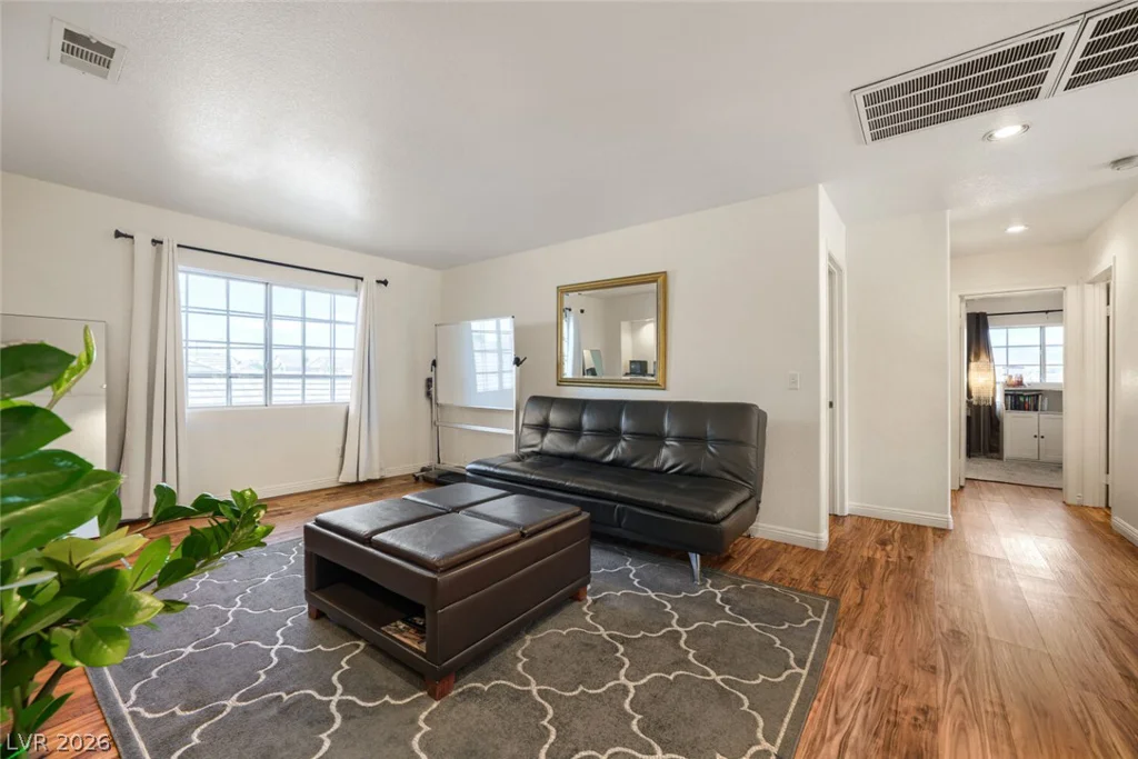 5524 Merriweather, Las Vegas, NV 89113