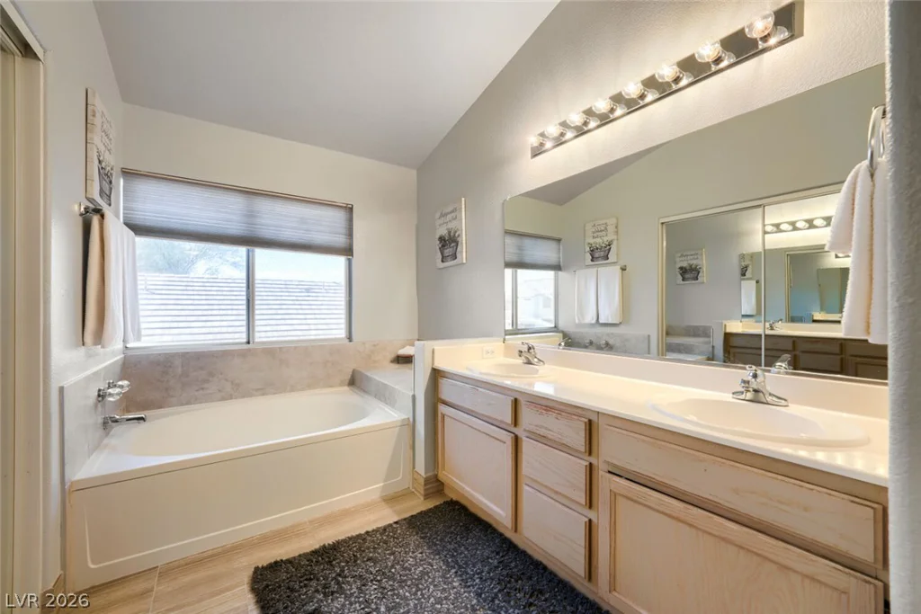 5524 Merriweather, Las Vegas, NV 89113
