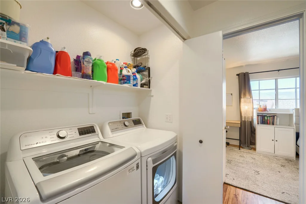 5524 Merriweather, Las Vegas, NV 89113