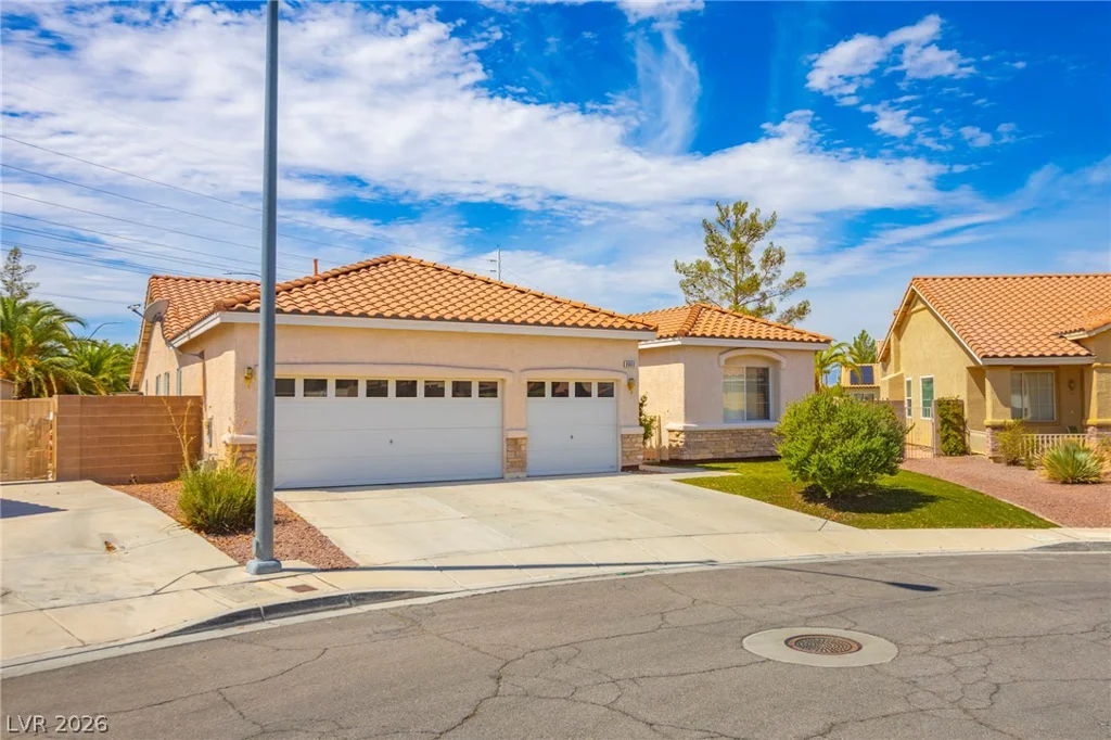 8869 Pheasant Valley, Las Vegas, NV 89123