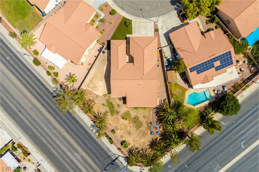 8869 Pheasant Valley, Las Vegas, NV 89123