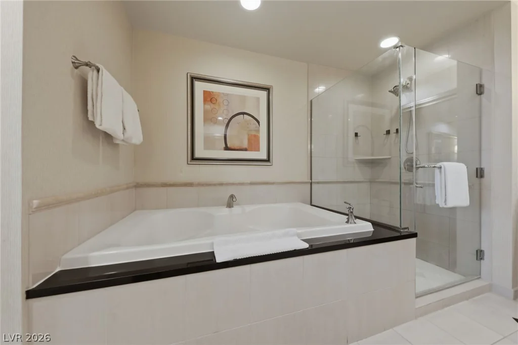 135 Harmon, Las Vegas, NV 89109