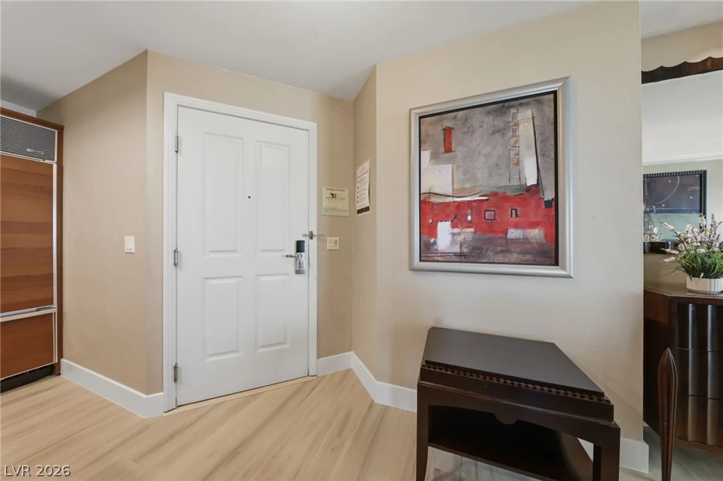 135 Harmon, Las Vegas, NV 89109