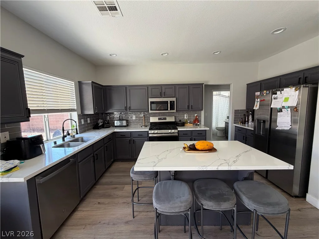 3512 Lockport, Las Vegas, NV 89129