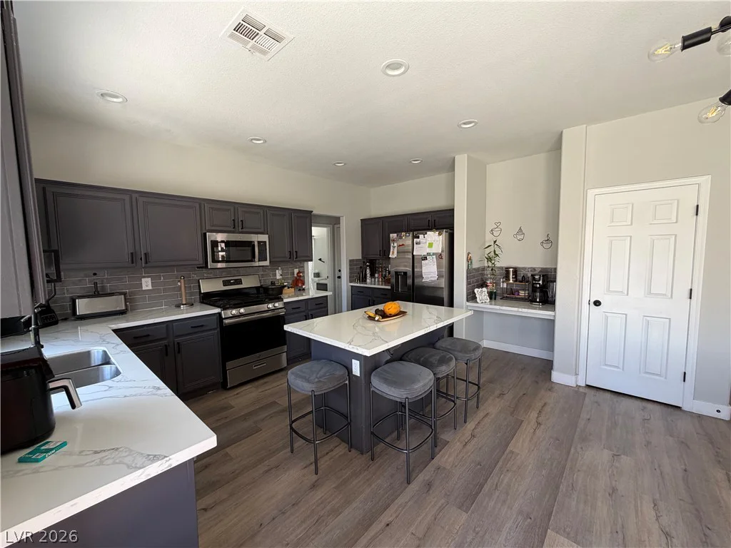 3512 Lockport, Las Vegas, NV 89129