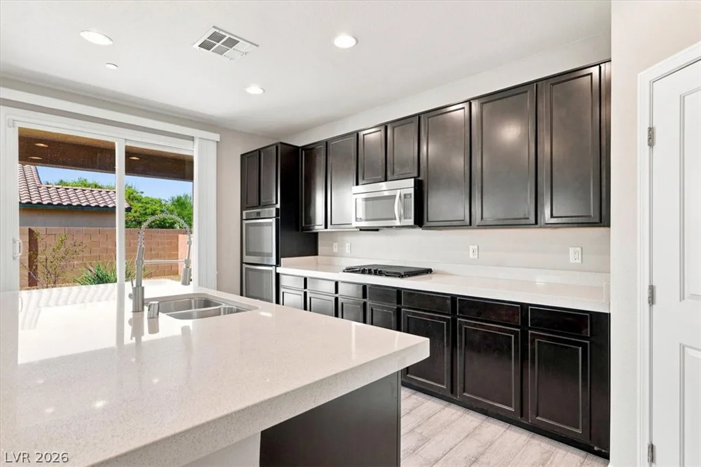 3158 Biccari, Henderson, NV 89044
