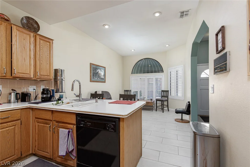 2882 Bridgepointe, Las Vegas, NV 89121